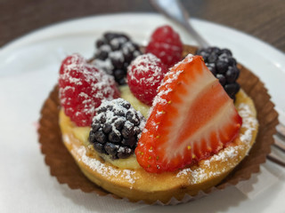 italian berry tart