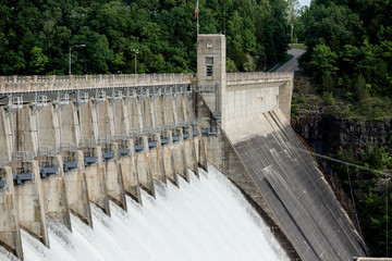 Bull Shoals Dam spillway releases May 2020