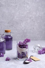 Preparation of syrup from the flowers of lilac.