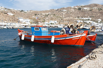 Obraz premium Red Fishing Boat Mykonos