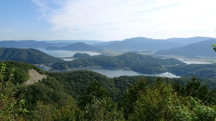 レインボーラインから見る美浜湖【三方五湖】日本福井県・10月
