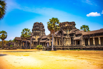 Naklejka premium Piękny widok na świątynię Angkor Wat w Siem Reap w Kambodży.
