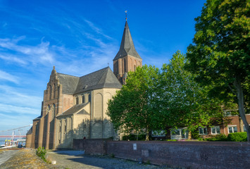 Alte Kirche am Rhein in Emmerich