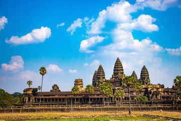 Obraz premium A beautiful view of Angkor Wat temple at Siem Reap, Cambodia.