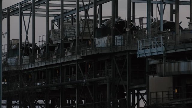Stone seperation process at a sugarbeet plant in the UK.