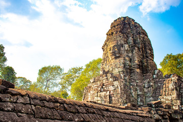 Fototapeta premium Piękny widok na świątynię Bayon w Siem Reap w Kambodży.