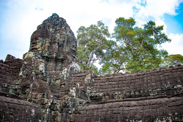 Fototapeta premium Piękny widok na świątynię Bayon w Siem Reap w Kambodży.