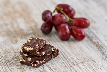 Dark chocolate with almonds and fruits