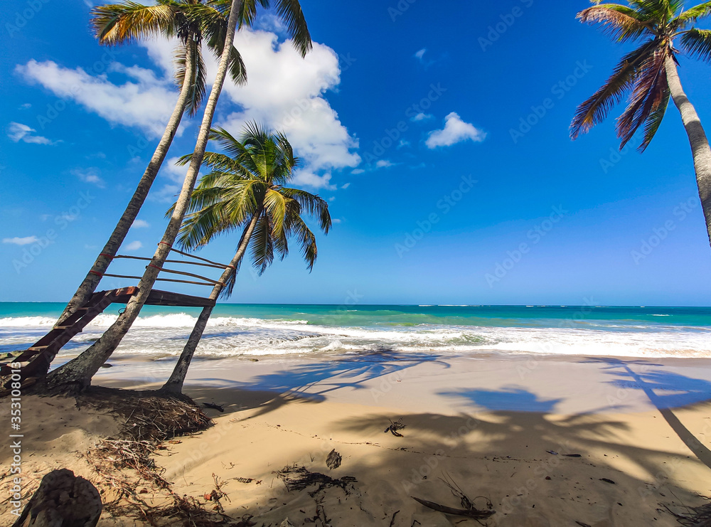 Wall mural playa limon seascape