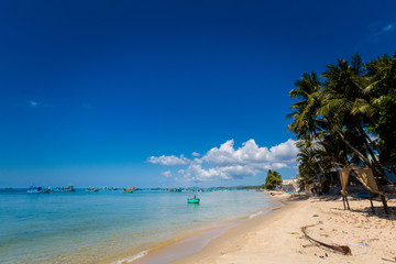 Fototapeta na wymiar Landscape of Phu Quoc Ong Lang beach
