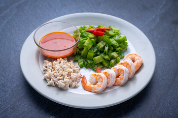 Healthy food that consists of complete nutrients from vegetables, meat and healthy ingredients. Ideas about eating for good health among modern people of the new normal life