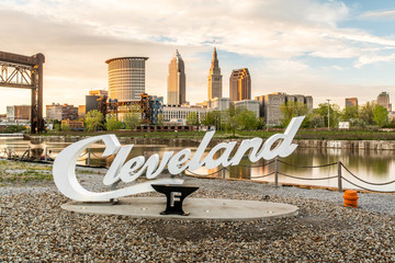 Cleveland Ohio Skyline Cityscape Landscape - obrazy, fototapety, plakaty