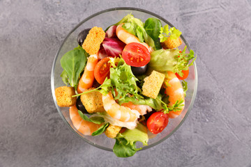 mixed vegetable salad with shrimp