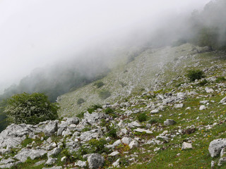 suggestivo panorama sui monti Lepini in italia, salendo al Monte Semprevisa