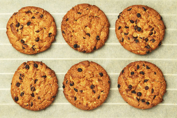Fresh-baked cookies ready in the table