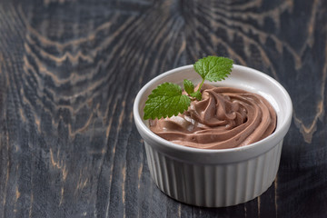 chocolate mousse with mint