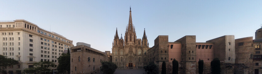 Fototapeta na wymiar Cathedral of Barcelona during Coronavirus pandemic. Catalonia,Spain