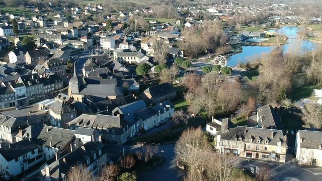 Objat (Corrèze, France) - Vue aérienne du village