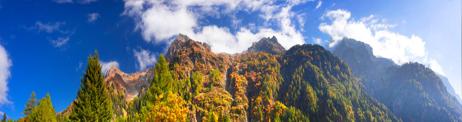 Sharp peaks of the autumn Alps