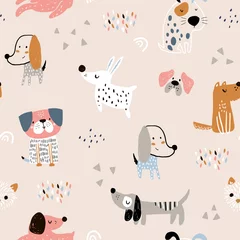 Stof per meter Kinderachtig naadloos patroon met hand getrokken honden. Trendy Scandinavische vector achtergrond. Perfect voor kinderkleding, stof, textiel, kinderkamerdecoratie, inpakpapier © solodkayamari