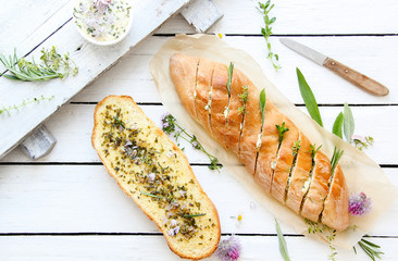 Kräuterbaguette Baguette Butter Kräuterbutterbaguette Knoblauchbaguette Knoblauch 