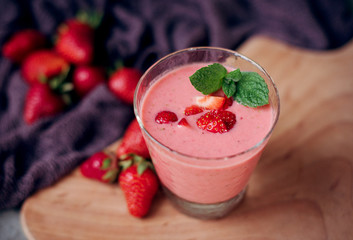 strawberry smoothie with fresh mint