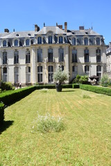 Rennes, hôtel, direction des affaires culturelles, jardin
