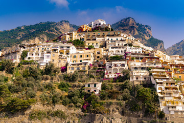 Fototapeta na wymiar Beautiful Amalfi coast - View from a boat