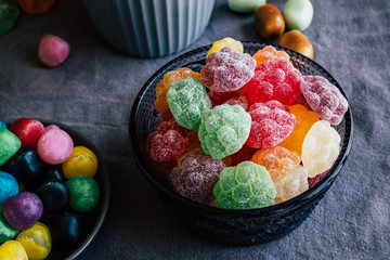 Assortiment de bonbons sucreries colorés