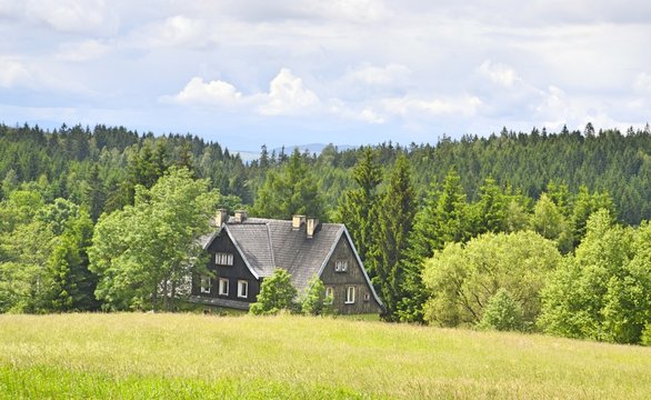 Schronisko Pasterka w G&oacute;rach Stołowych
