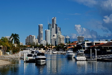 Fototapeta na wymiar Gold Coast, AU skyline