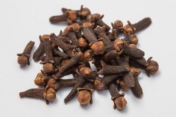 Cloves