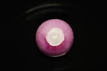 onion layer with heart shape