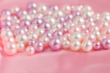Shoot beautiful pearls up close