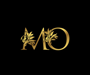 Obraz premium Golden M, O and MO Letter Floral logo. Vintage drawn emblem for book design, Letter Stamp, weeding card, brand name, business card, Restaurant, Boutique, Hotel.