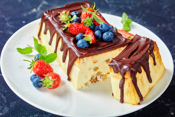 Cottage cheese cheesecake with chocolate on top