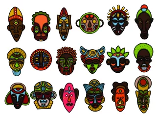 Rolgordijnen Schedel De afbeelding toont Afrikaanse maskers met verschillende ontwerpen. Ze kunnen worden gebruikt voor het maken van illustraties, decoraties, huisstijlen en uitnodigingen.