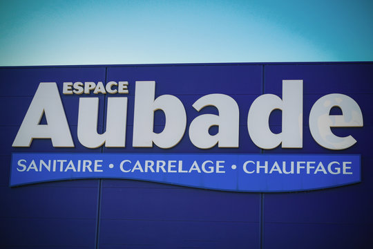 aubade signboard