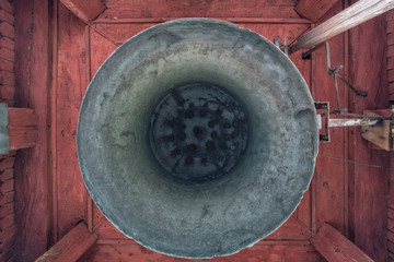 Glocke von unten