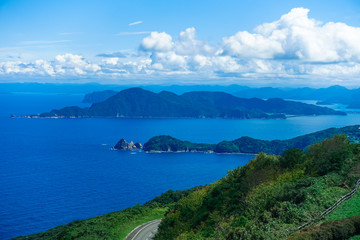 千畳敷高原から日本海の青海島　山口県長門市