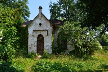 Obraz premium old abandoned house 