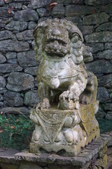 Obraz premium Chinese ornament, sculpture in Monte Palace Tropical Garden, Funchal, Madeira. Dragon