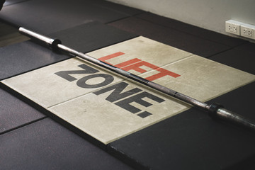 Platform for deadlift with good quality Properly placed for quality workouts and able to exercise...