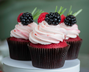 Fruit cup cakes prepared with a special presentation.