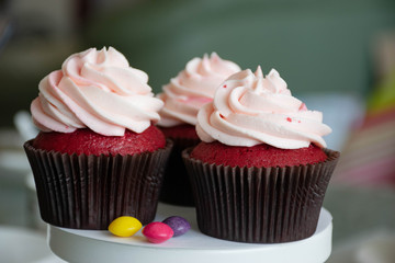 Fruit cup cakes prepared with a special presentation.