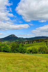 Fototapeta na wymiar Paysage des monts d'Auvergne au printemps autour d'Yssingeaux en Haute-Loire