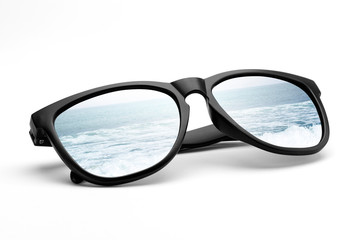sea blue Reflection Black sunglasses