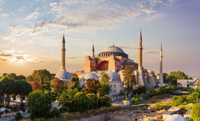 Fototapeta na wymiar Hagia Sophia, famous mosque and museum of Istanbul, full view, Turkey