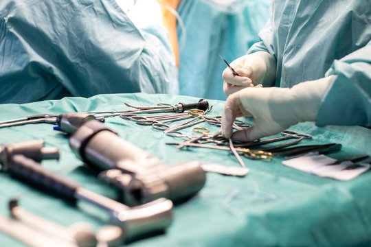 Operationsassistenz Knieoperation