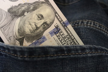 100 dollars in your jeans pocket